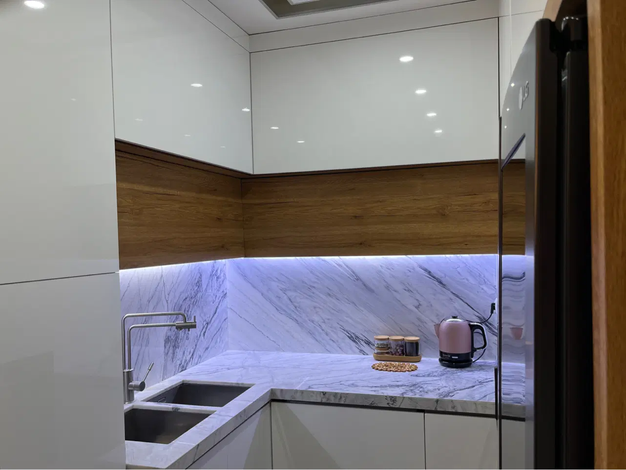 فروش اپارتمان زمرد فهمیده فرشته رشدیه