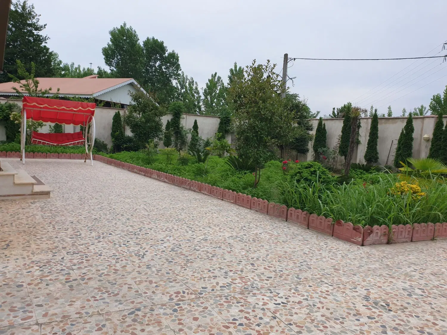 و یلایی فروشی