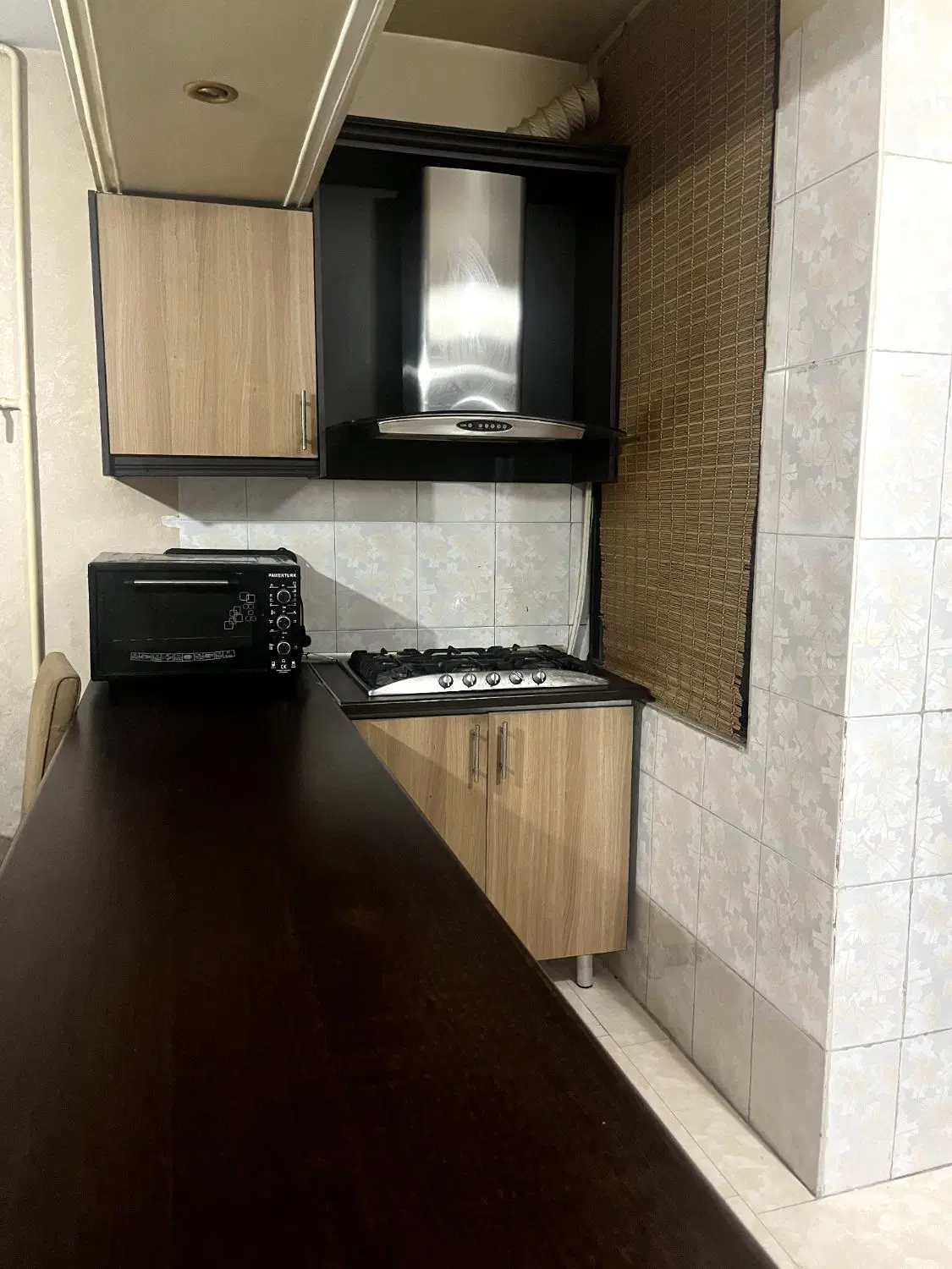 85 متری زنبق