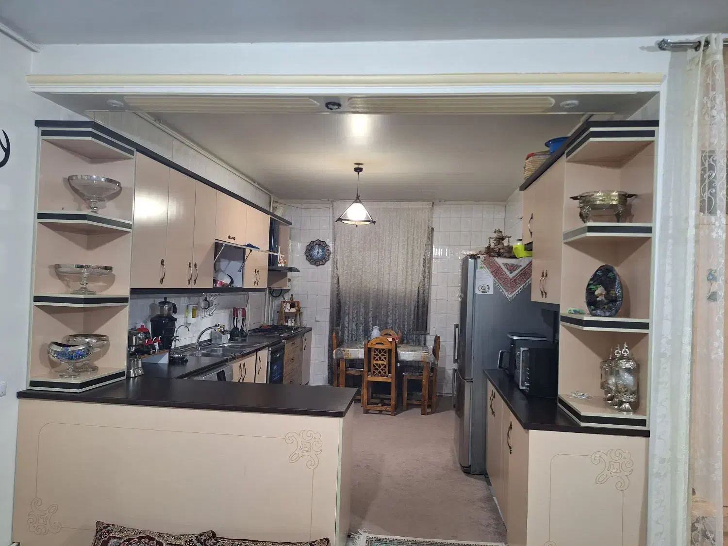 طبقه دوم از دو خیابان بسیج