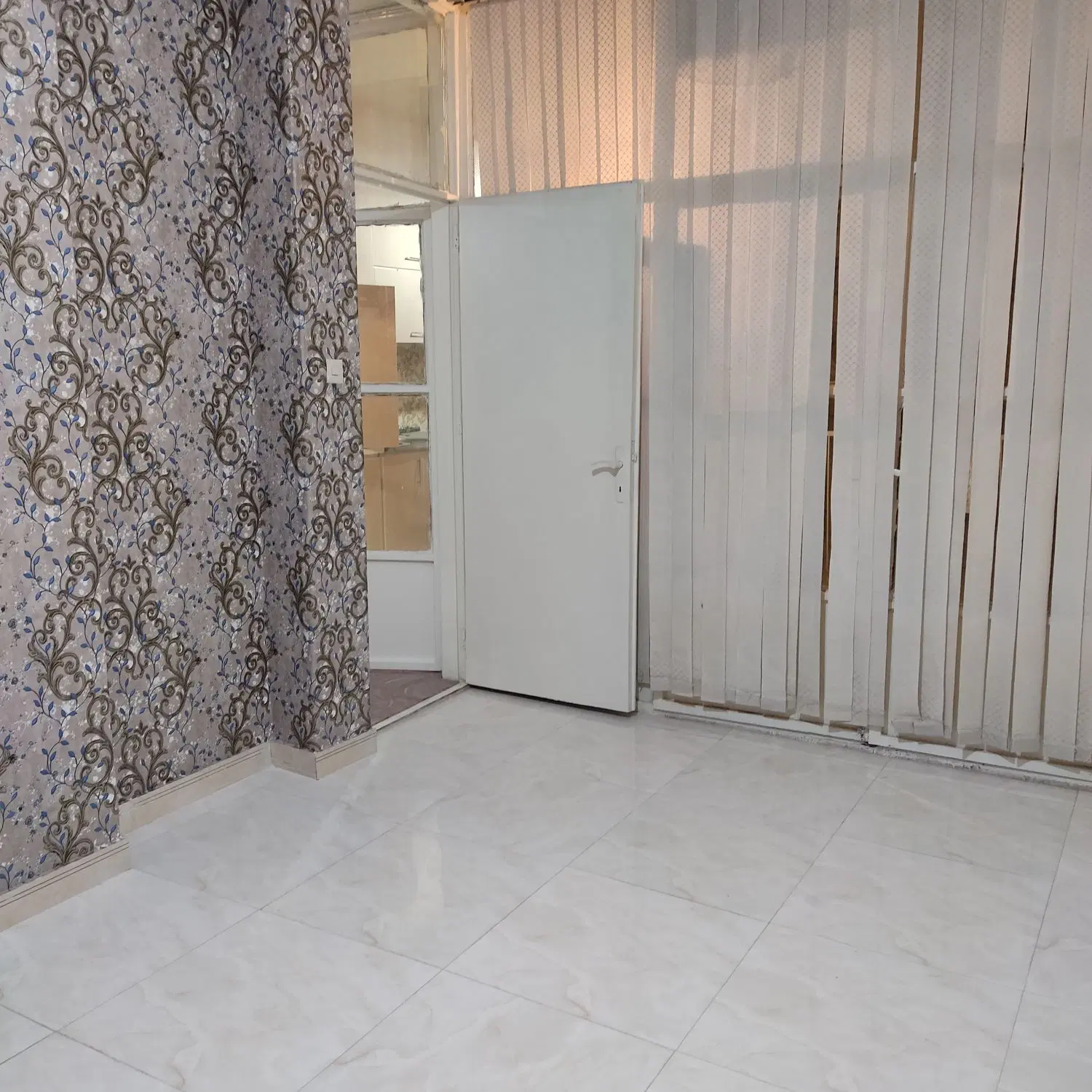 72متر ویلایی اسکلت فلزی بازسازی 2_5ط+30مترزیرزمین