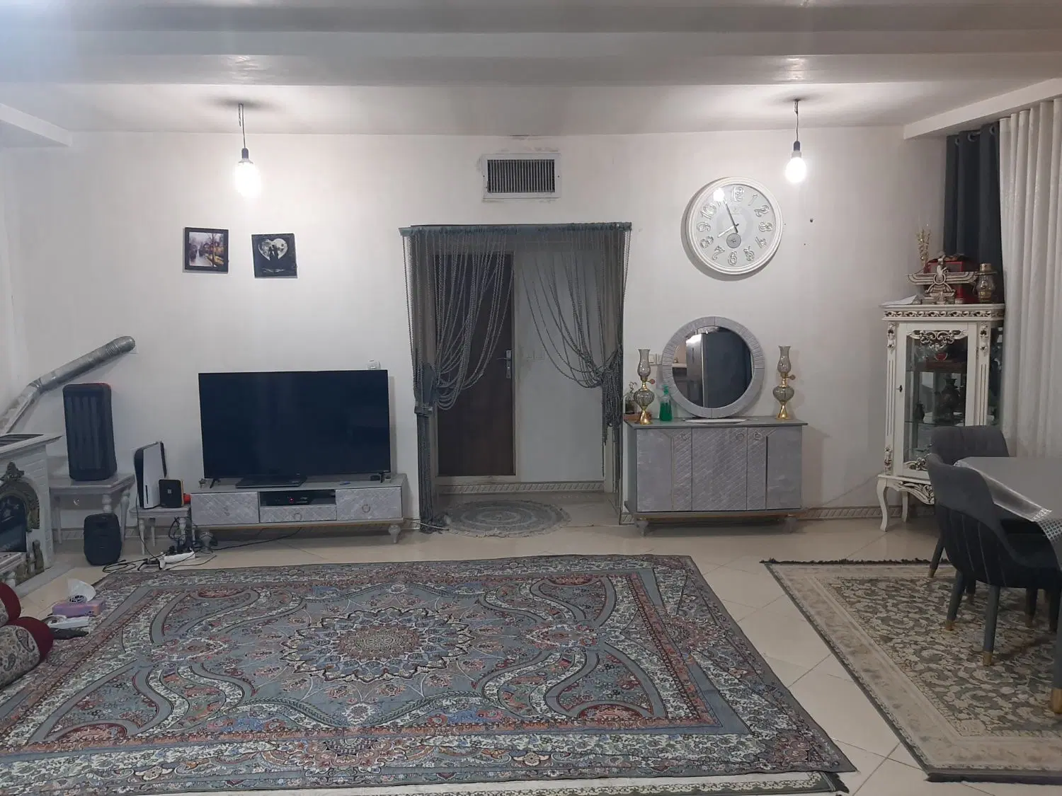 اجاره واحد ۸۰ متری . پشت بانک ملی