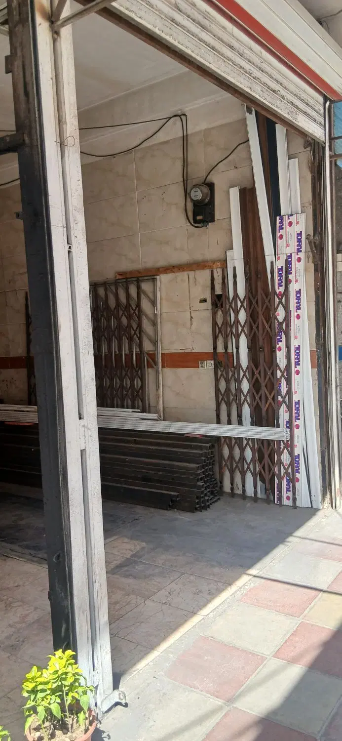 اجاره مغازه ۱۲۰ متری در کاشانی بهر خیابون