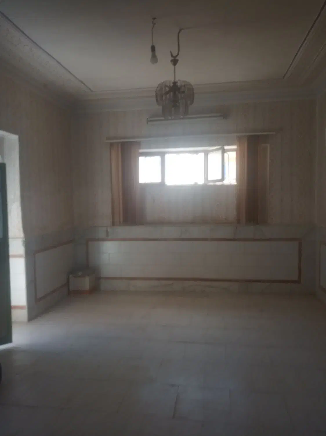 اجاره یک باب پذیرایی با آشپزخانه