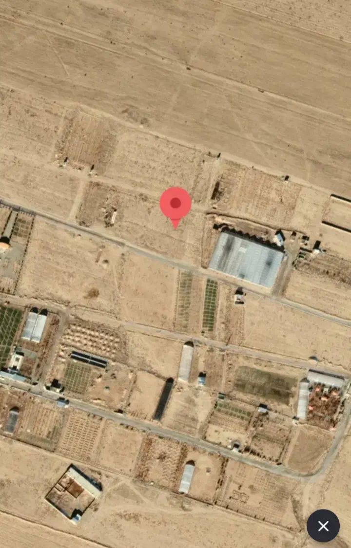 زمین باغی