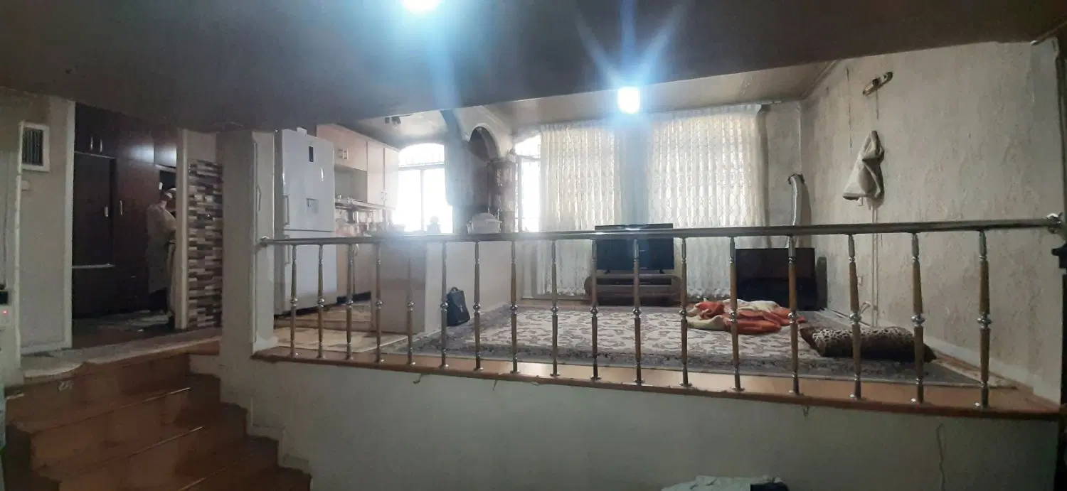 ۶۰ متری _ طبقه همکف _ پارکینگ انباری _ قابل تبدیل