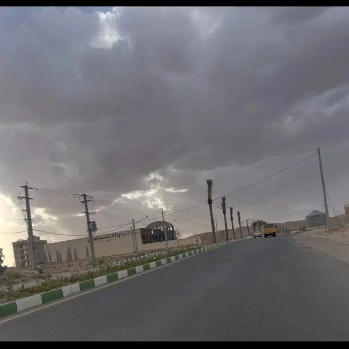 زمین دو بر ۴۲۰ متر بر دانیال