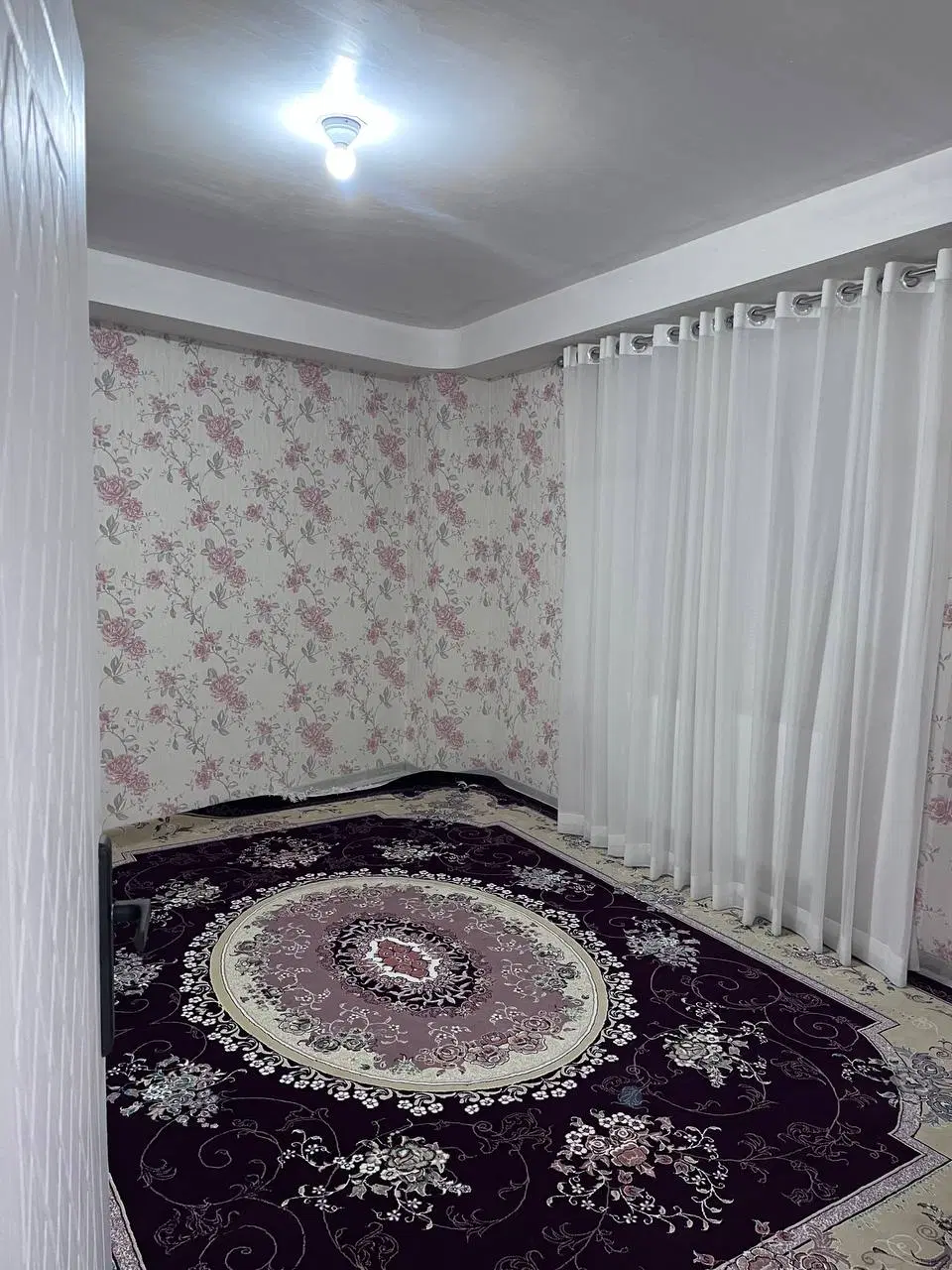 طبقه همکف کوچه شبرنگ غفور120متری