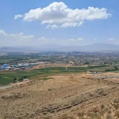 زمین فروشی