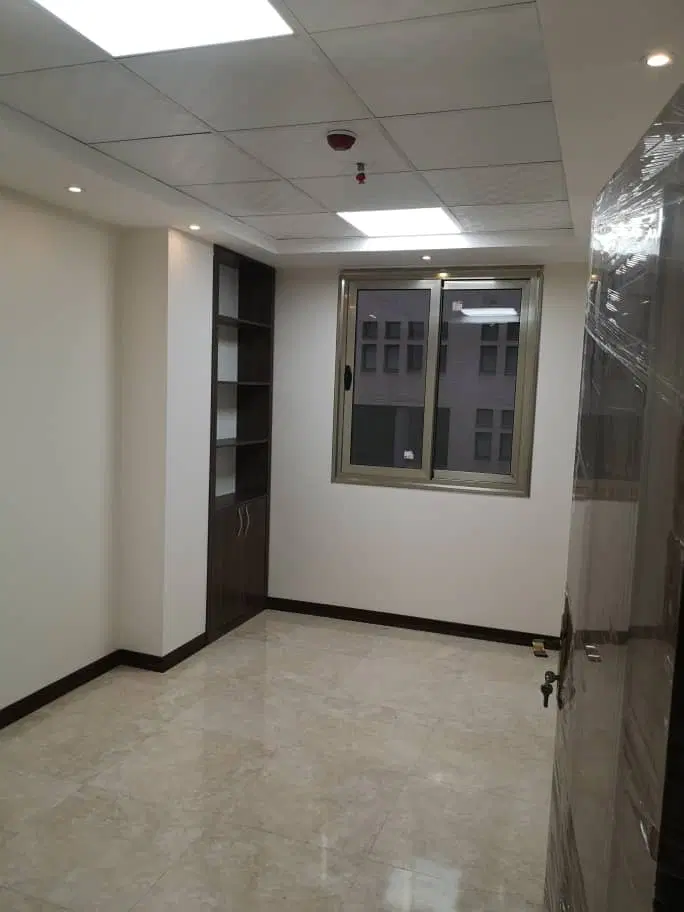 اجاره دفتر کار لوکس،۵۰ متری بر خیابان نیکبخت