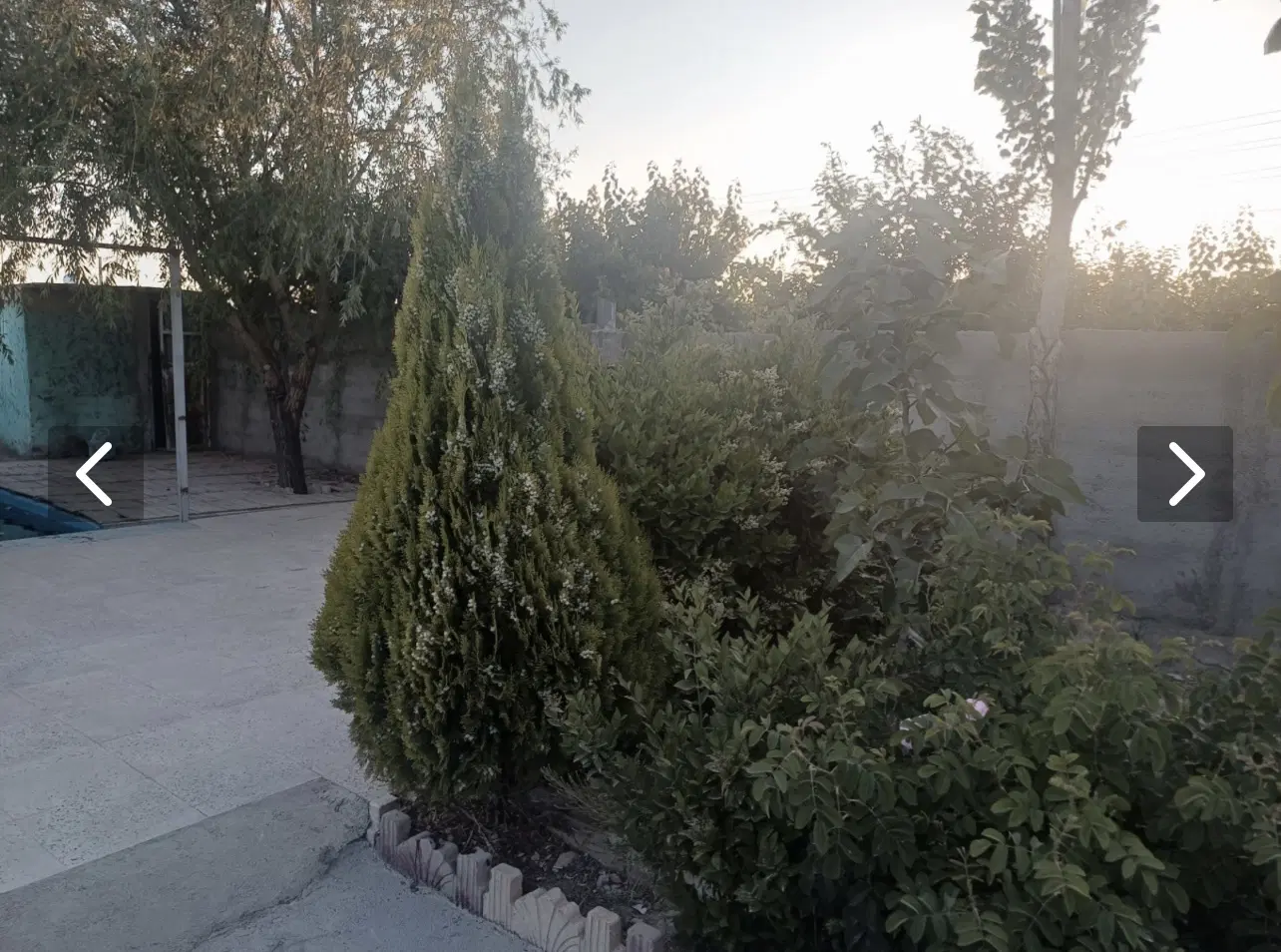 باغچه با یه ویلای نقلی