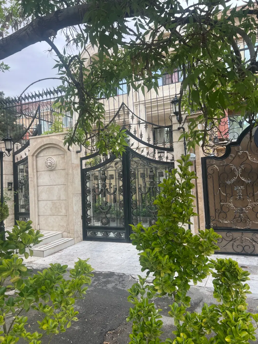 اجاره آپارتمان۱۱۳متر برج برندمیلادپزشکان یاغچیان