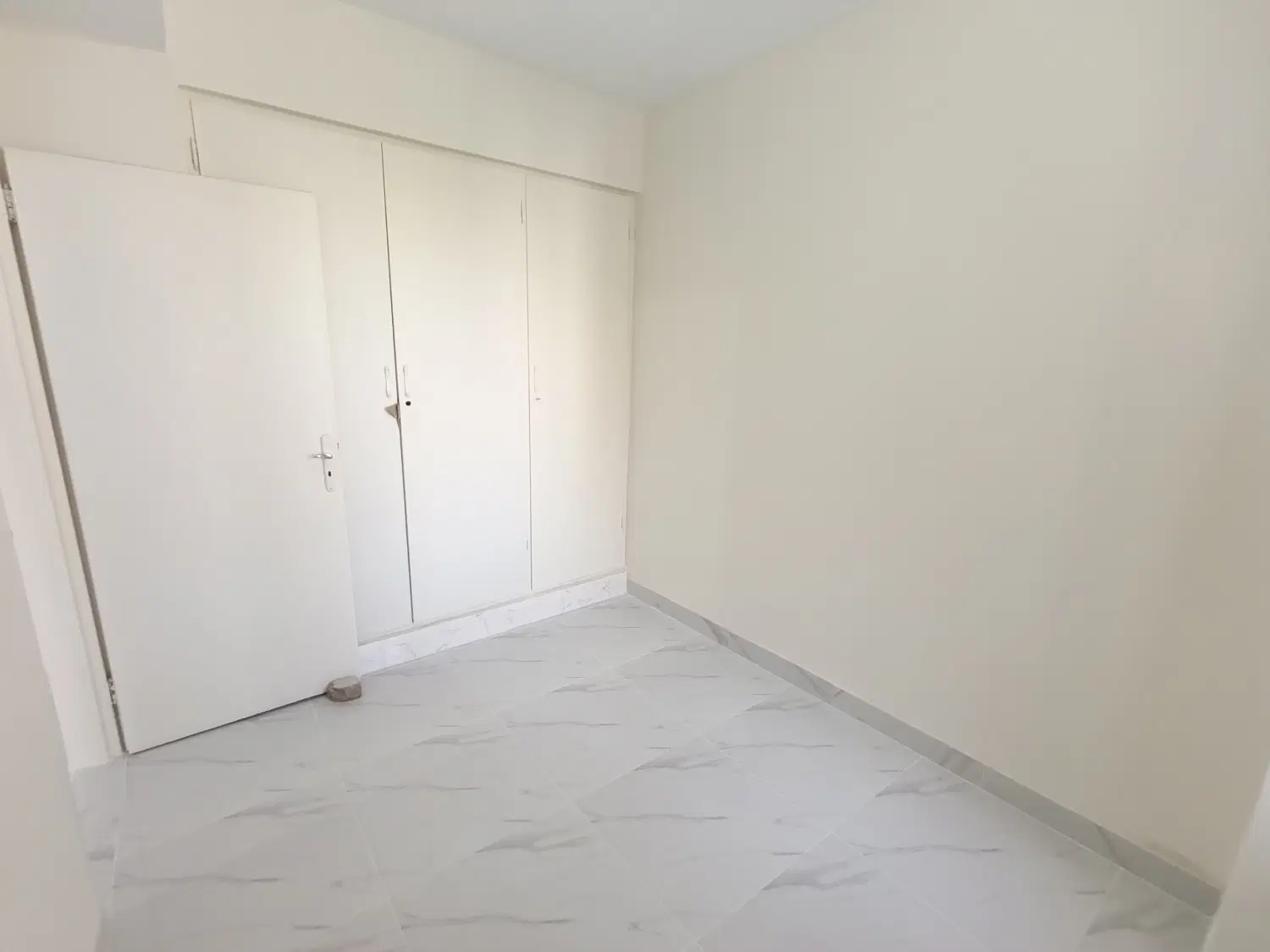 آپارتمان ۵۴مترخاکسارشهرک مخابرات باپارکینگ