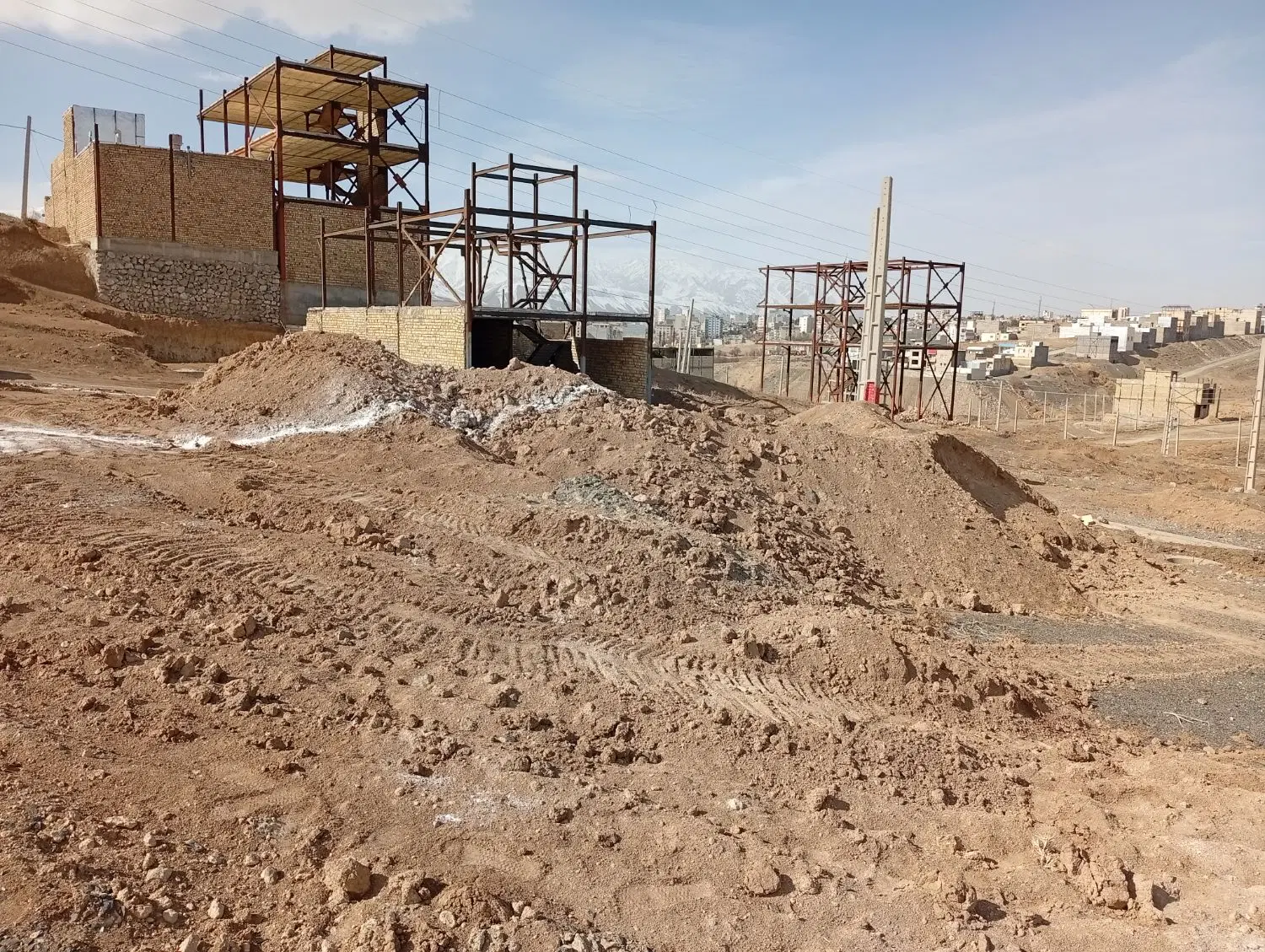 زمین در کوی مدیران منطقه نیاوران بروجرد