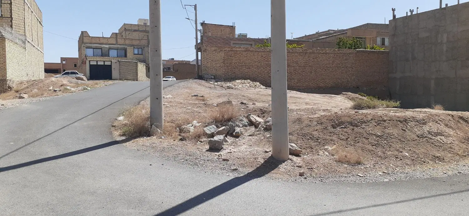 زمین مسکونی