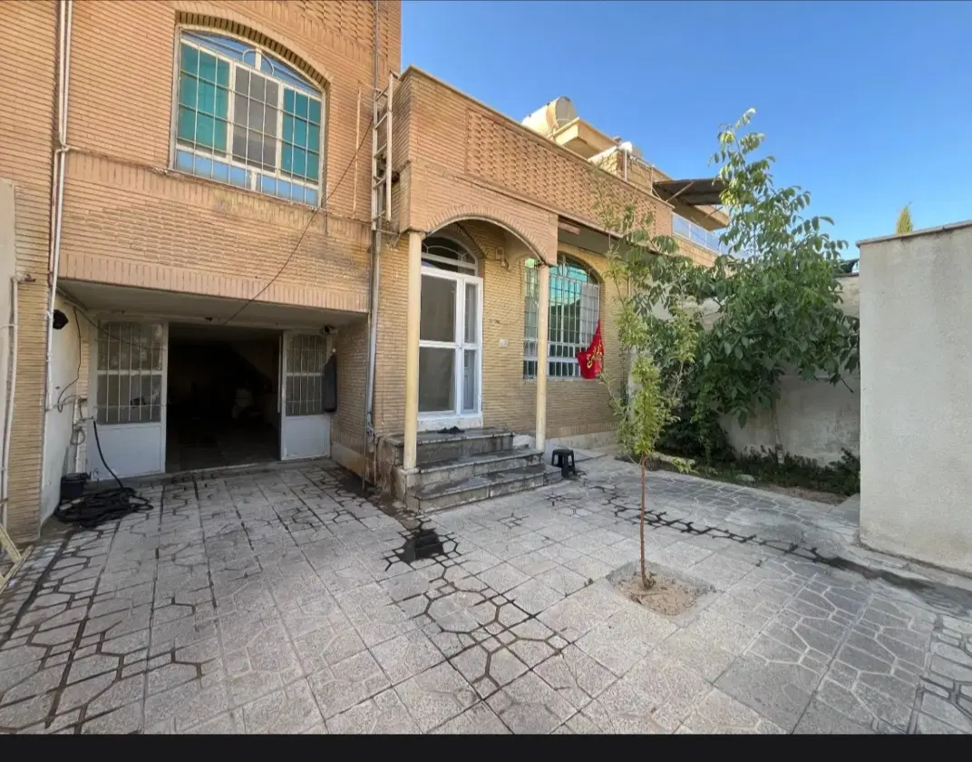 خانه خیابان رودکی