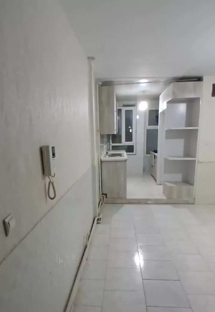 ۷۵ متری دو خواب شیک در پونه شرقی گلشهر