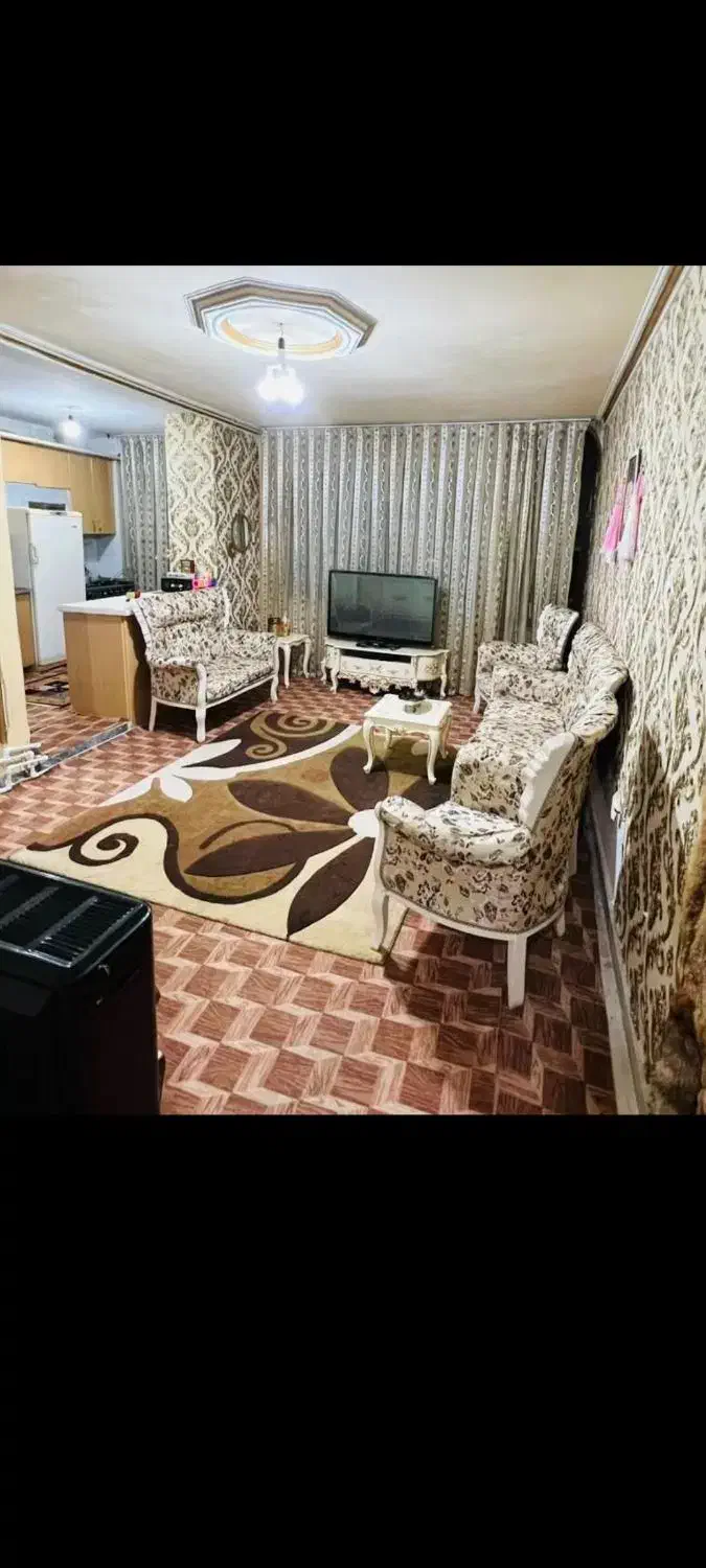 فروش خانه در سهند وام دار