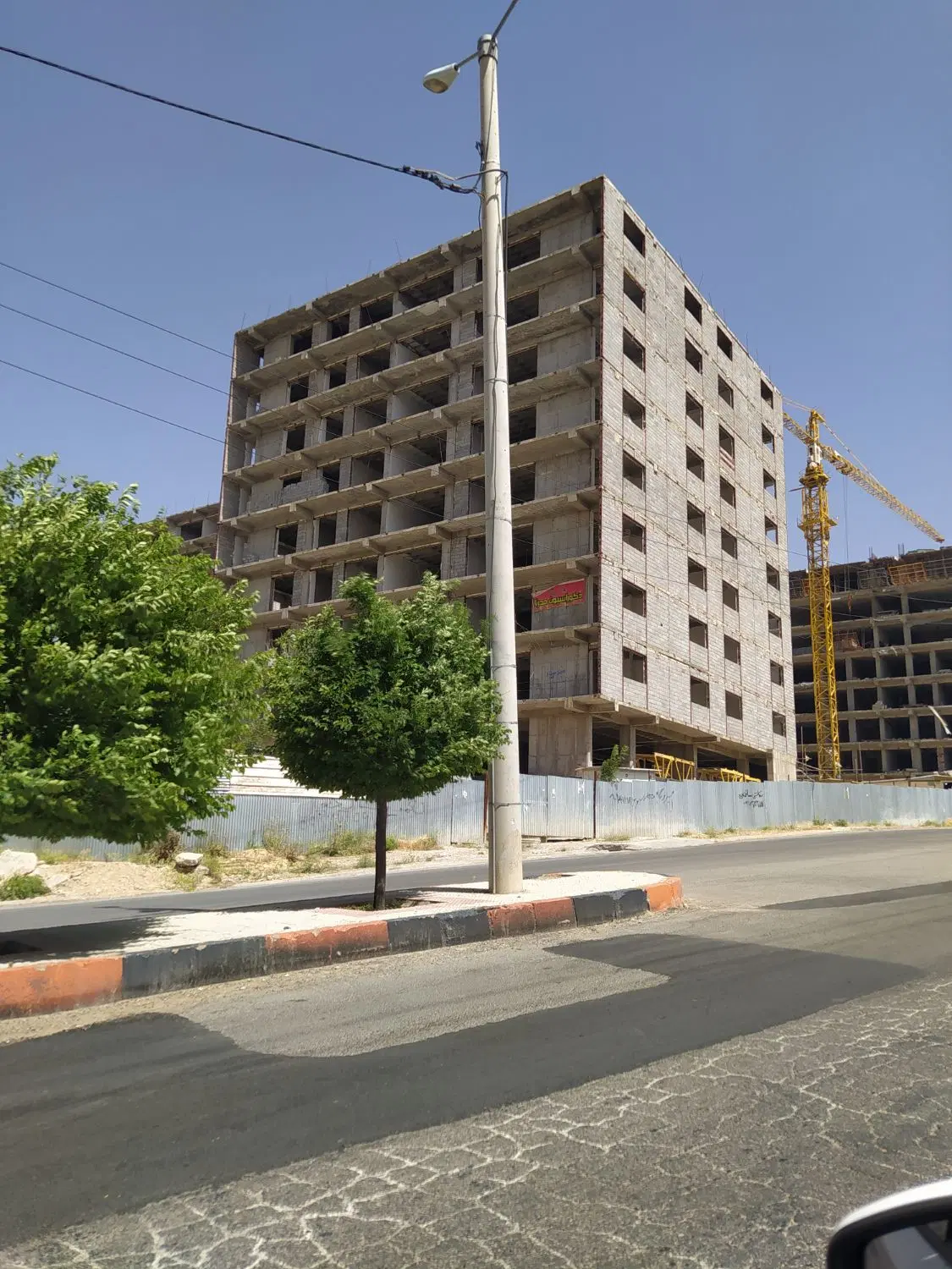 مجتمع نوساز 180متری سه خواب