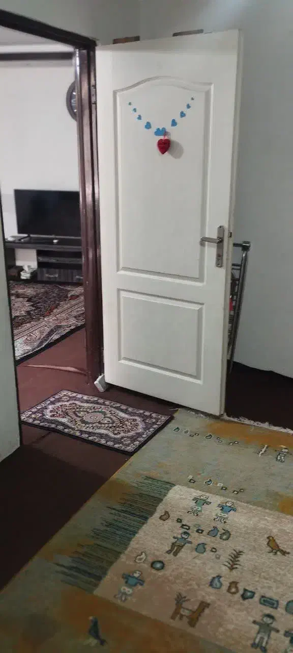 منزل دوطبقه نیم