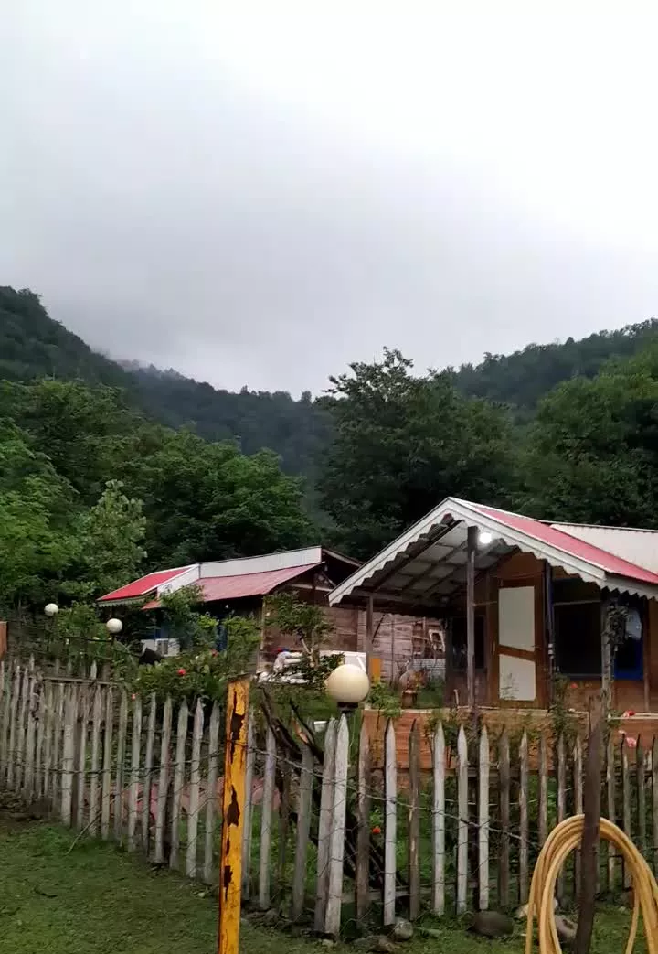 اجاره روزانه ویلا شیک در دل جنگل. گیلان .ماسال