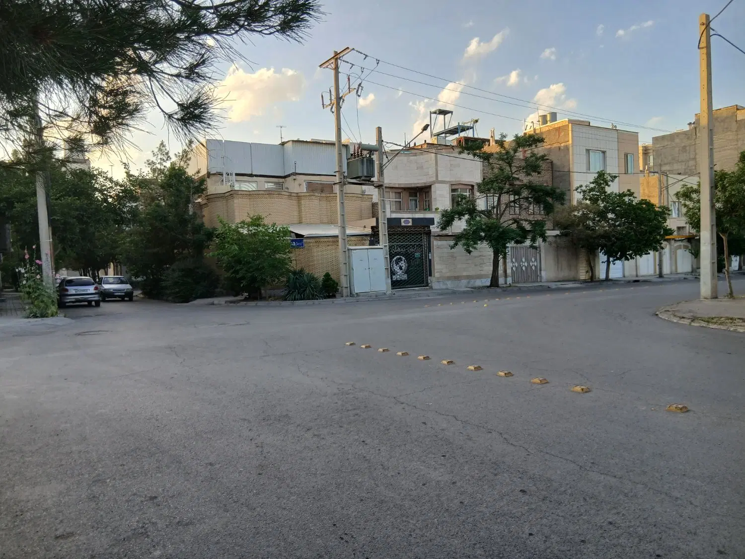 مغازه ۱۶متری در خیابان ۱۶متری سر نبش