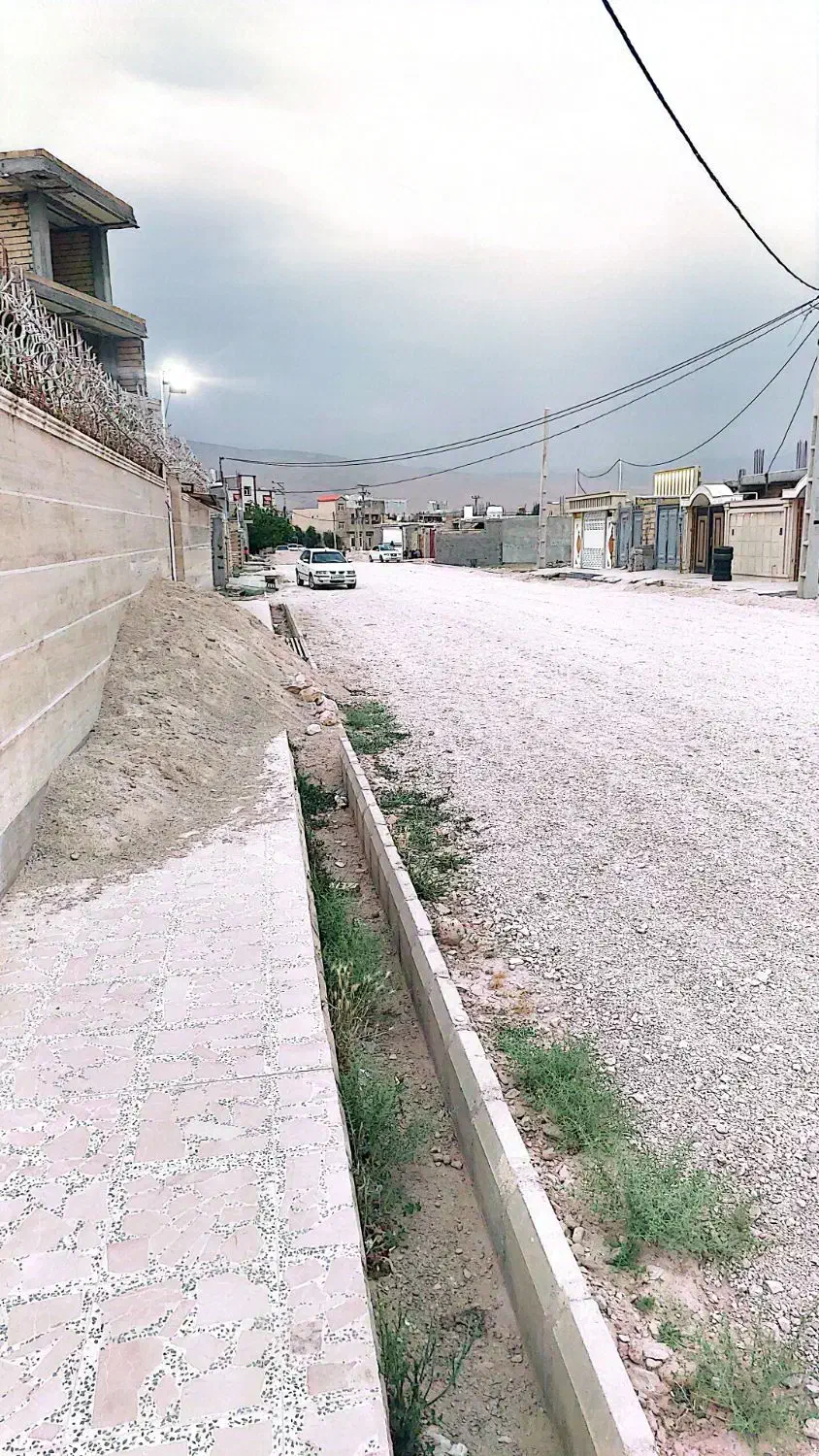 زمین مسکونی  ۲۲۵متری براصلی خ۱۶متری