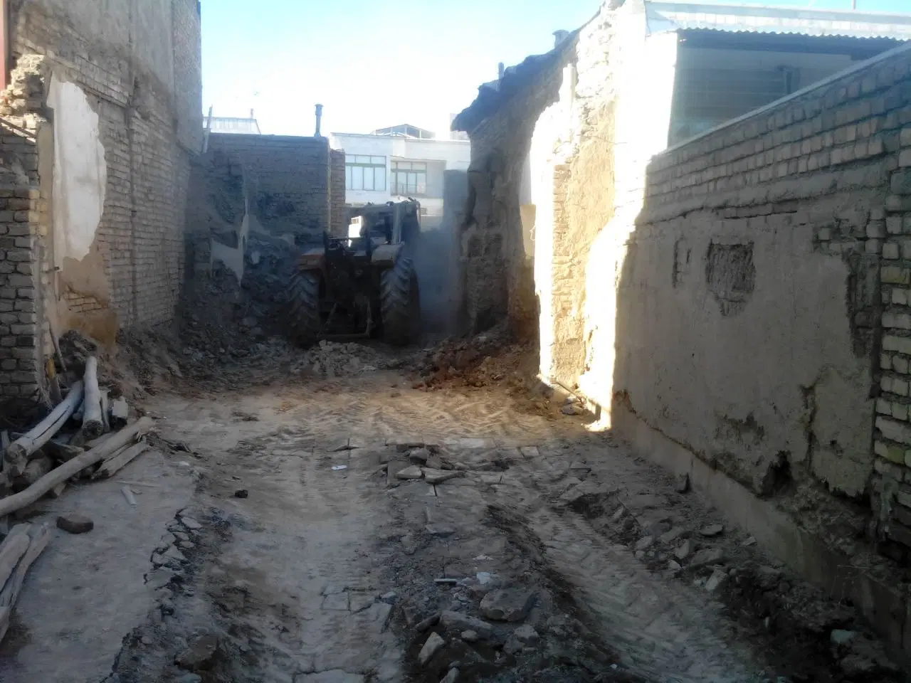 ۳۱۴ متر زمین در کوچه مسجد حاجی