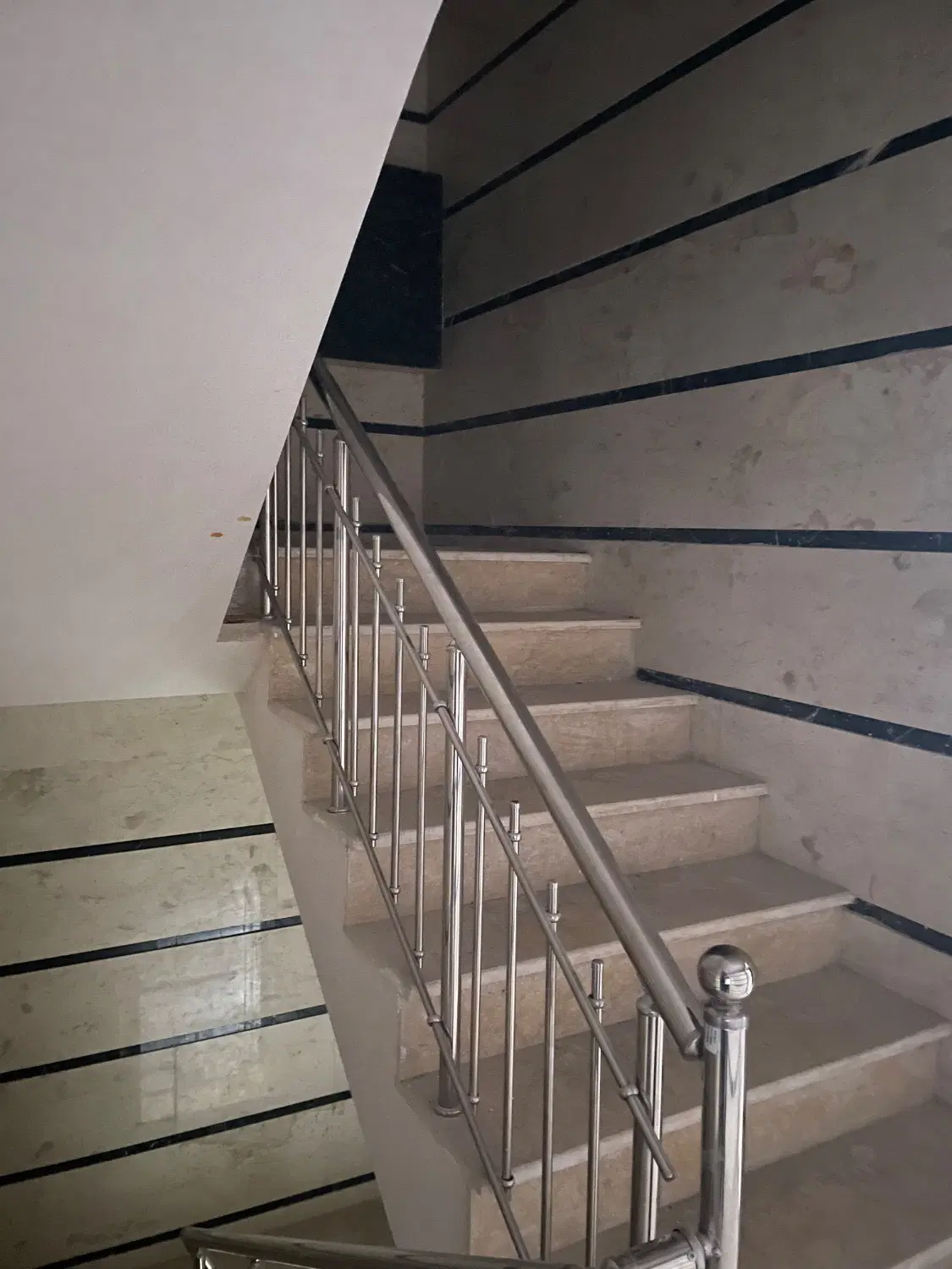 فروش آپارتمان 135 متری