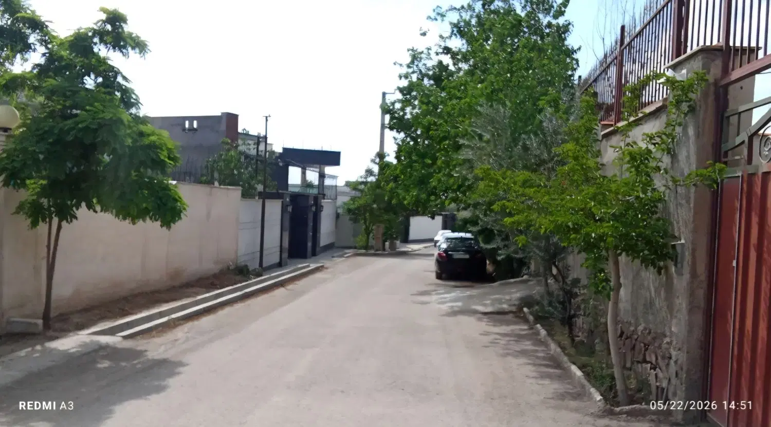 زمین ۲۵۰ متر بر خیابان گلزار محمد مهراباد