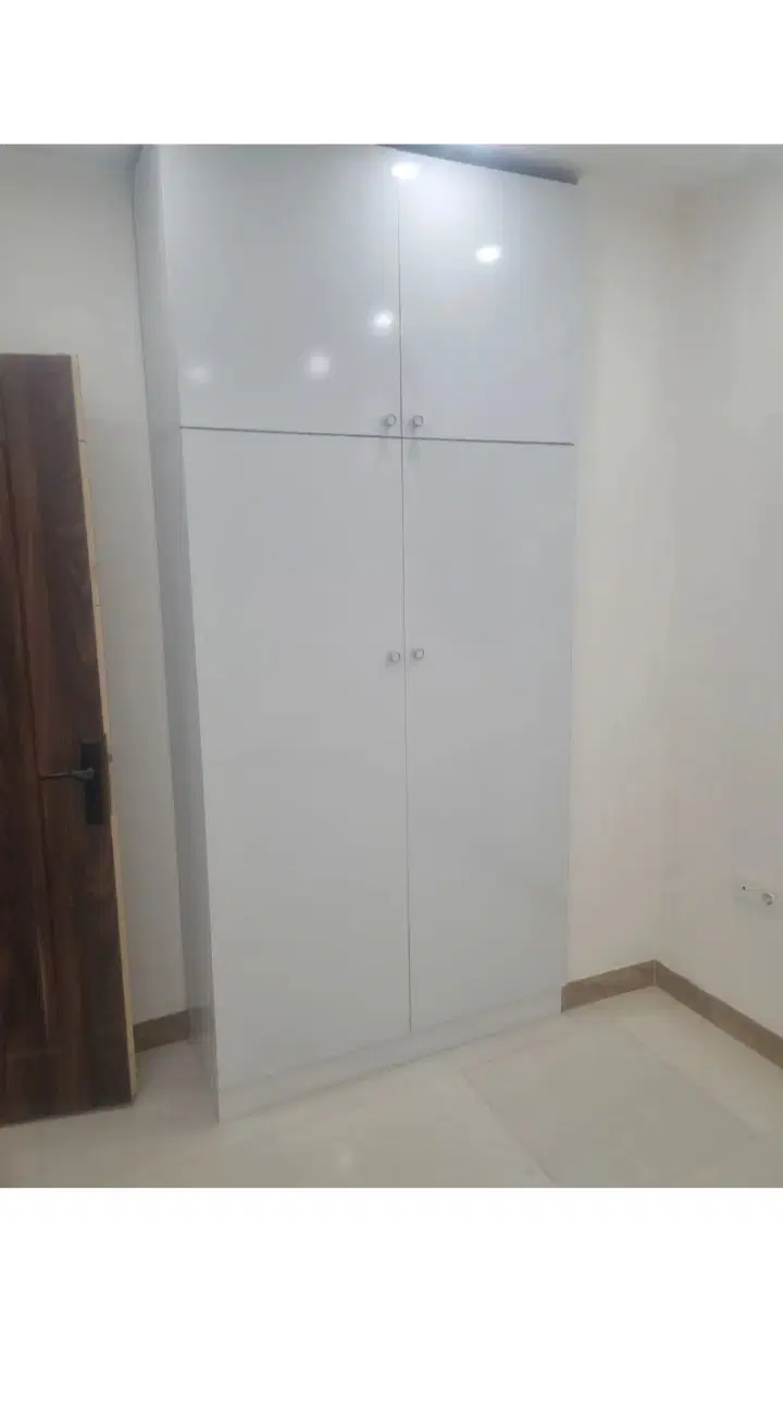 آپارتمان شیک ۱۱۰ متری، فول امکانات، آماده تحویل