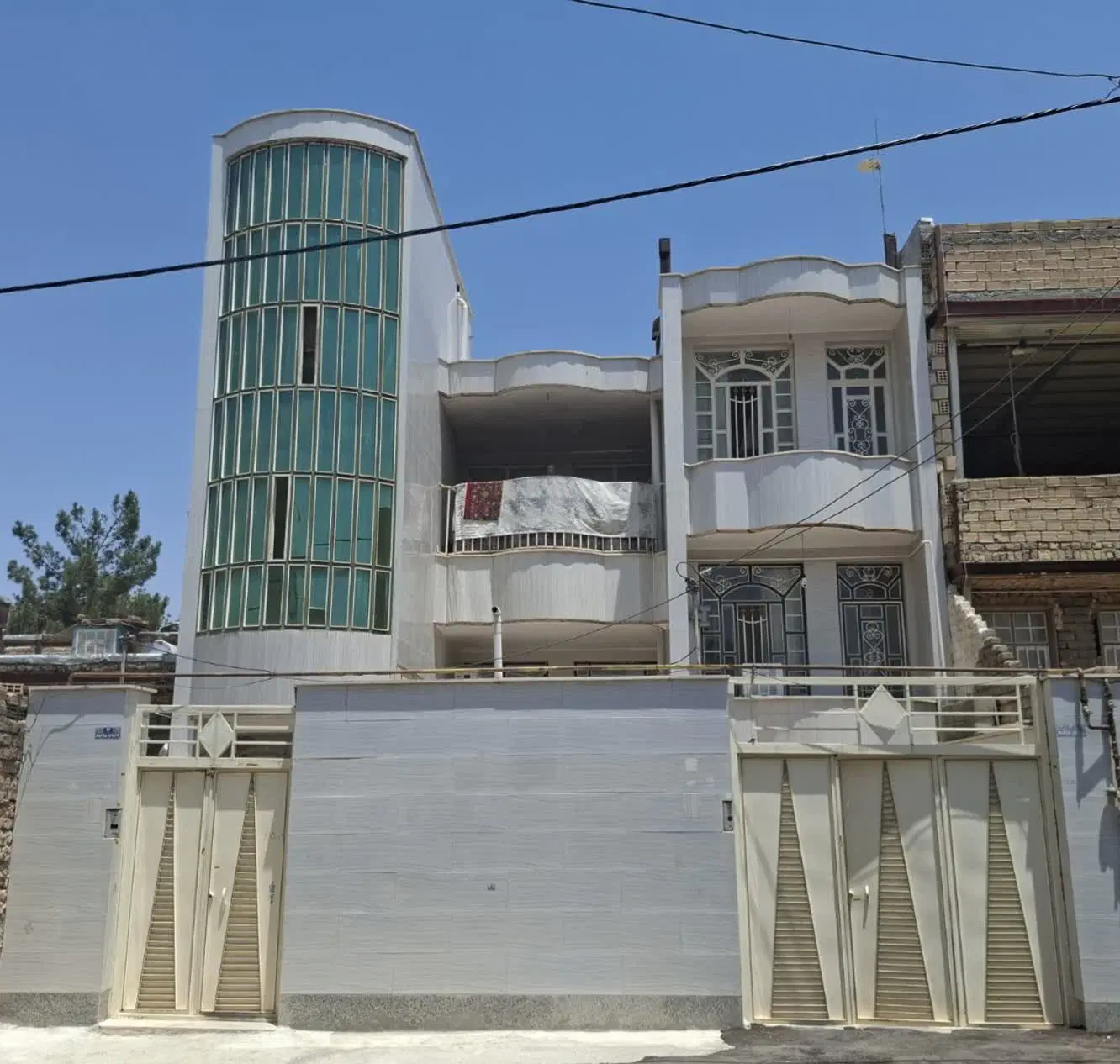 اجاره طبقه بالا واقع در کوشا هشتم
