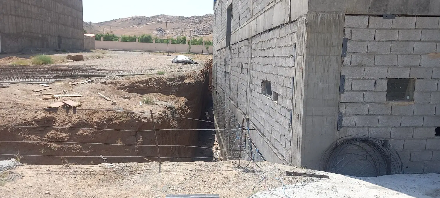 فروش زمین با کاربری مسکونی جلوی پارک