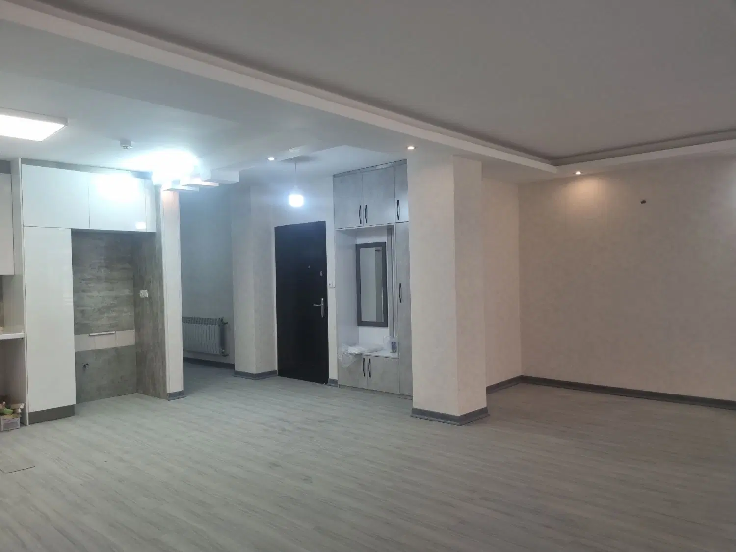 فروش آپارتمان ۱۴۳ متری در روحانی رباط سوم