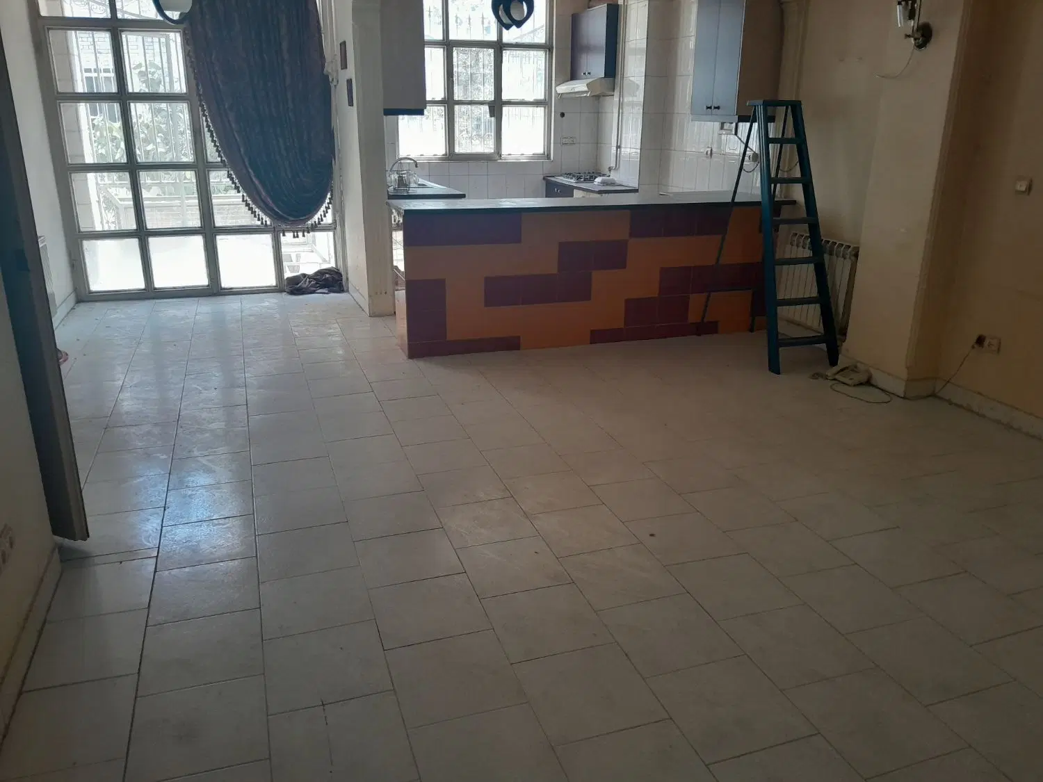 کارگرنصرت ۷۵متر دو خواب ط اول پارکینگ و پاسیو