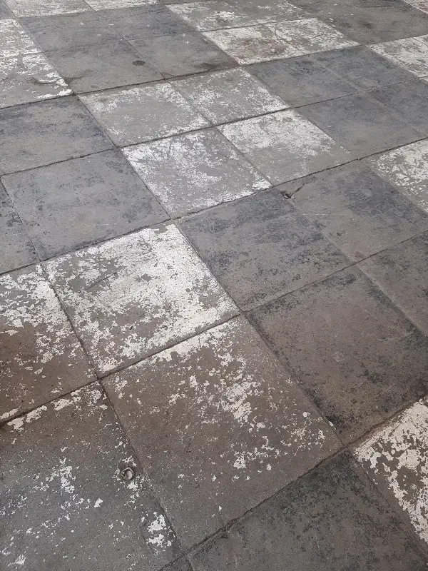 د ن ب ا ل   خونه قدیمی در مهدی آباد واحد هستم