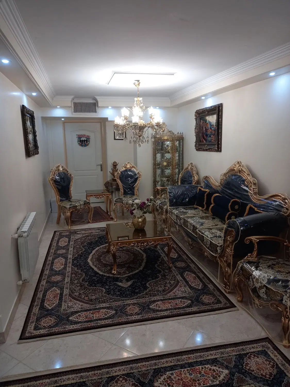 آپارتمان تک واحدی