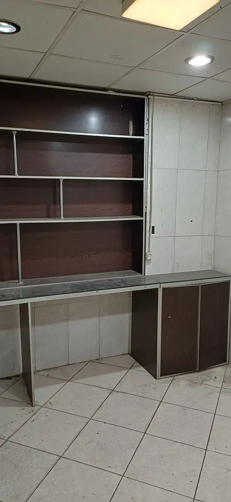دفتر و انبار 17 متری