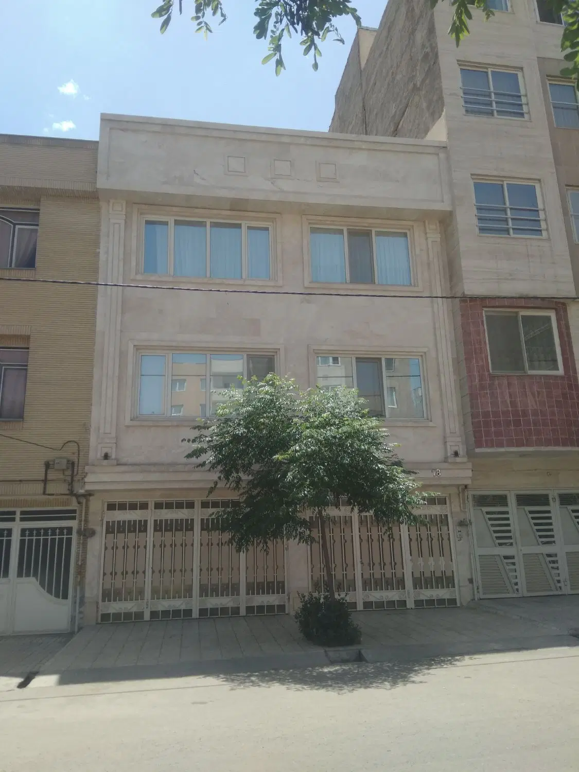 دفتر کار78مترچهاراه مخابرات راه مستقل