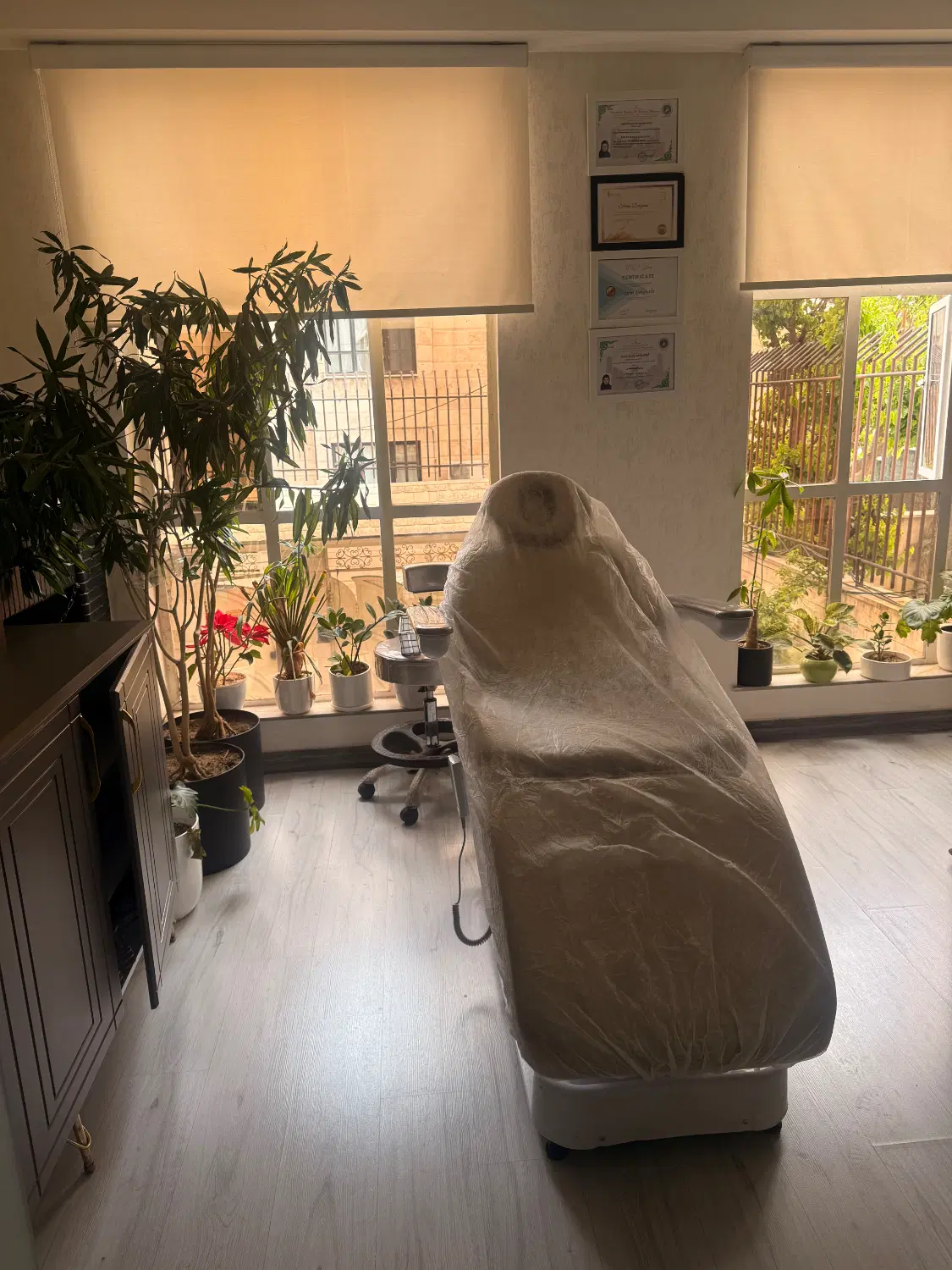 اجاره اتاق اسکالپ با تخت اسکالپ