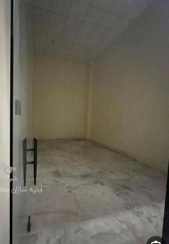 مغازه تجاری بر نبش شهرک حفاری 40 متر