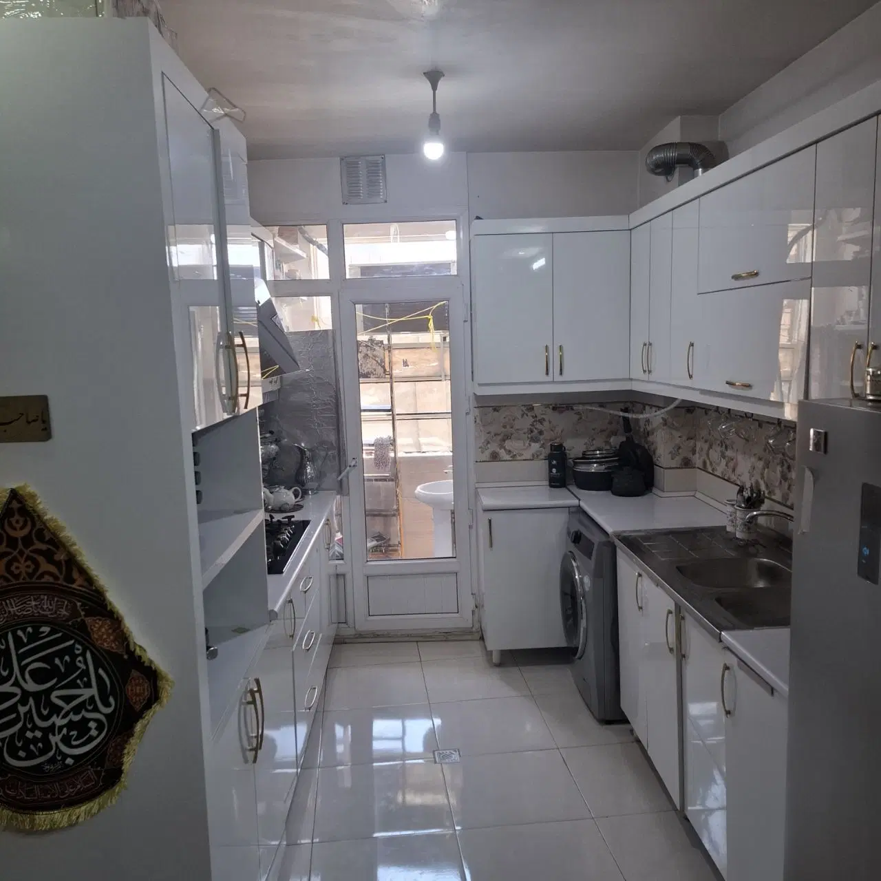آپارتمان دوخوابه طبقه دوم طبرسی شمالی 25