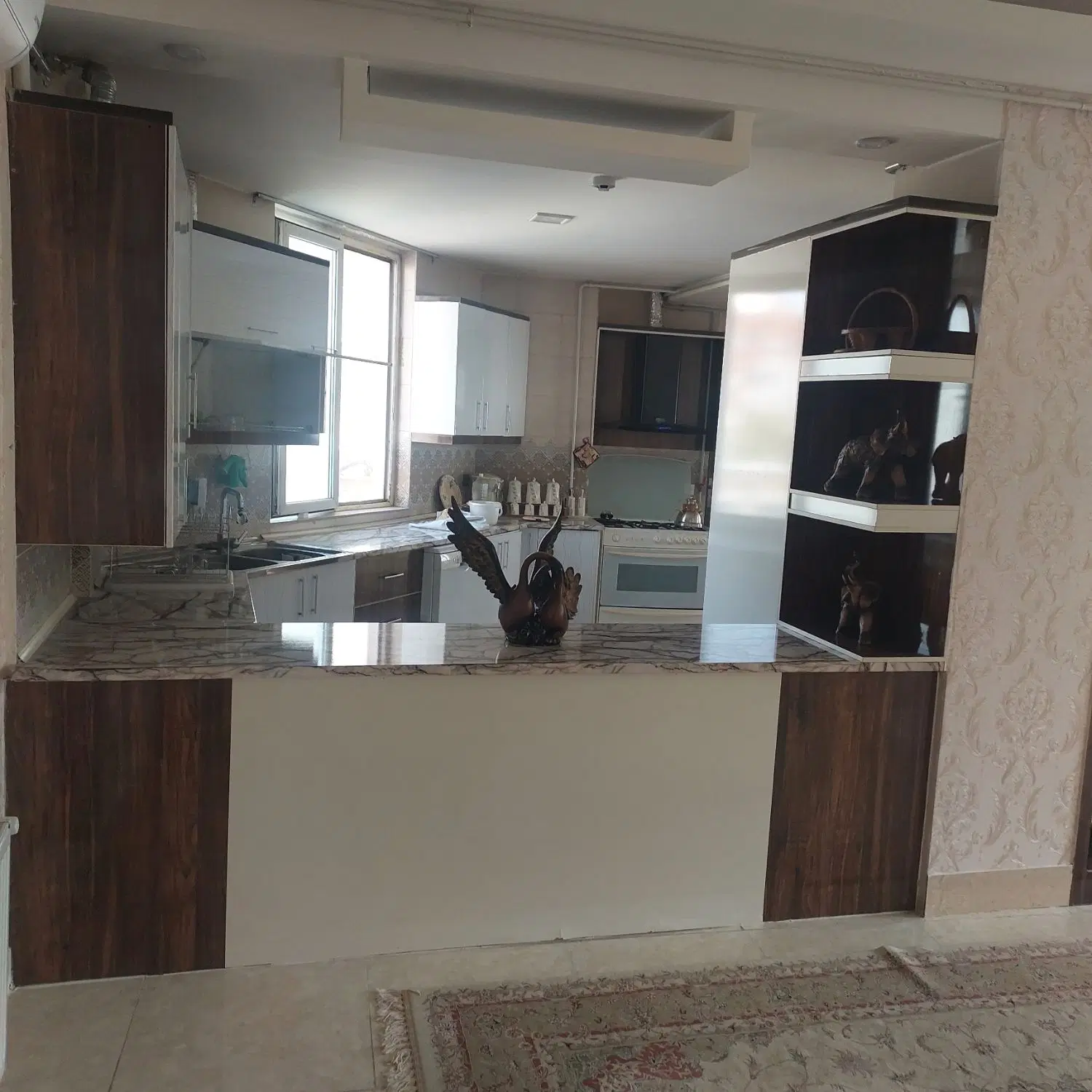 واحد ۱۱۸ متری فول امکانات