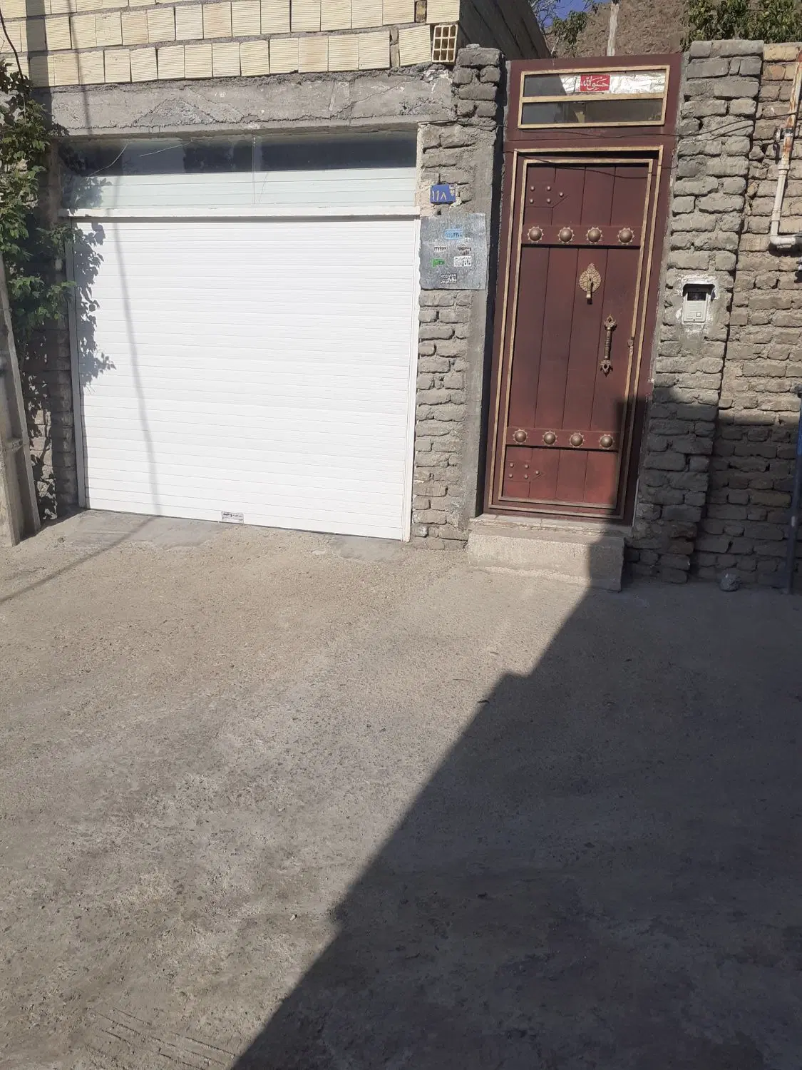 ویلایی در پایین کوه۲۲۰متر سند دار