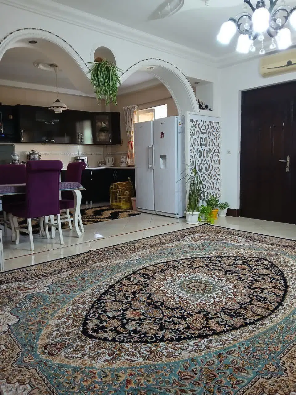 فروش خانه ویلایی حیاط دار با اسکلت بتن