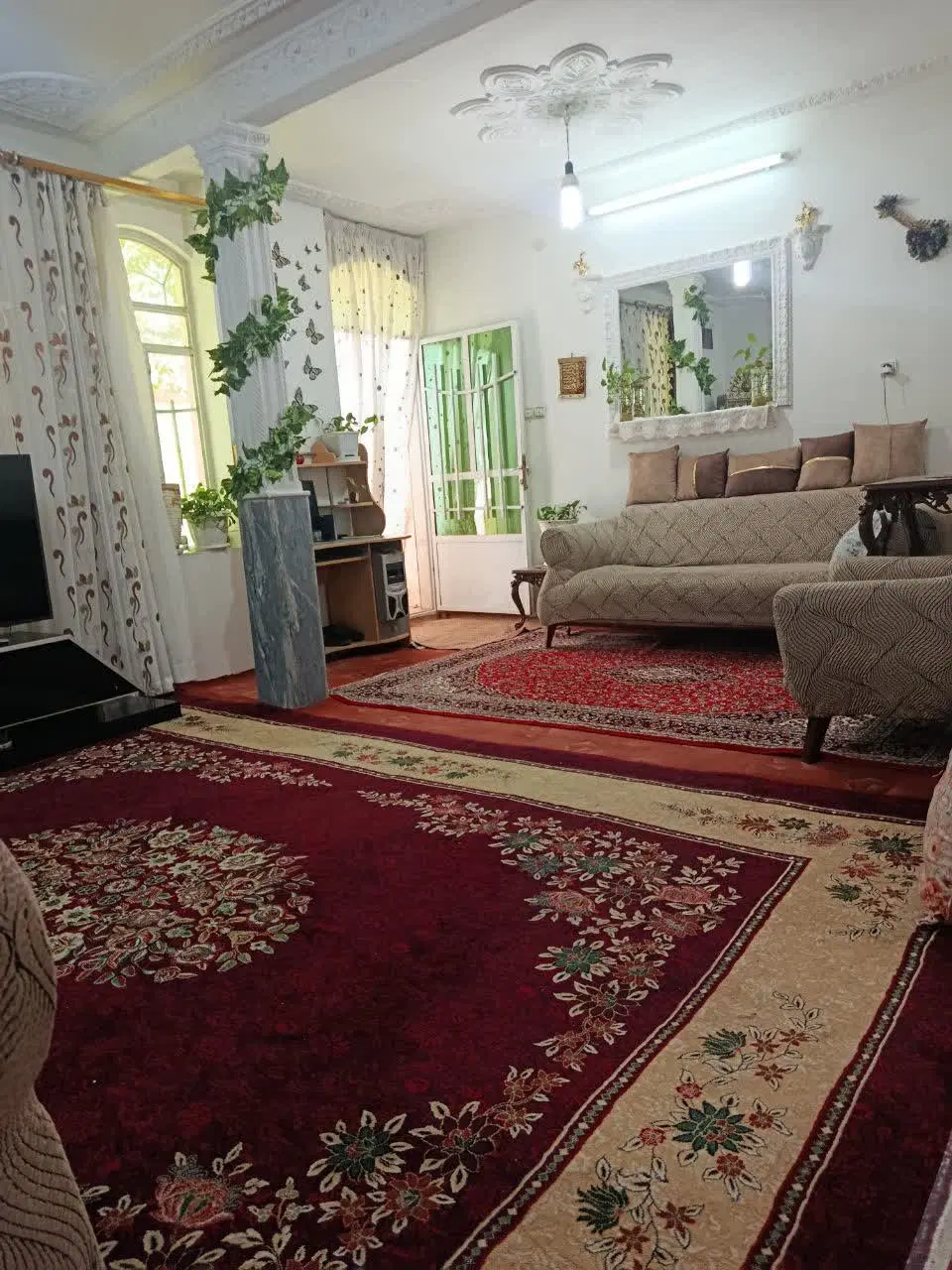 خانه ۱۷۷ متری تمیز ۶دانگ