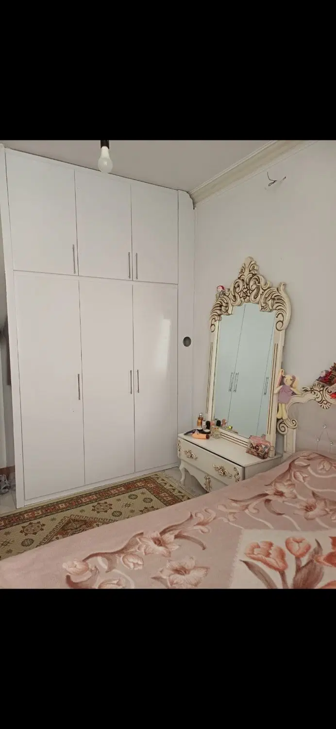 آپارتمان طبقه اول