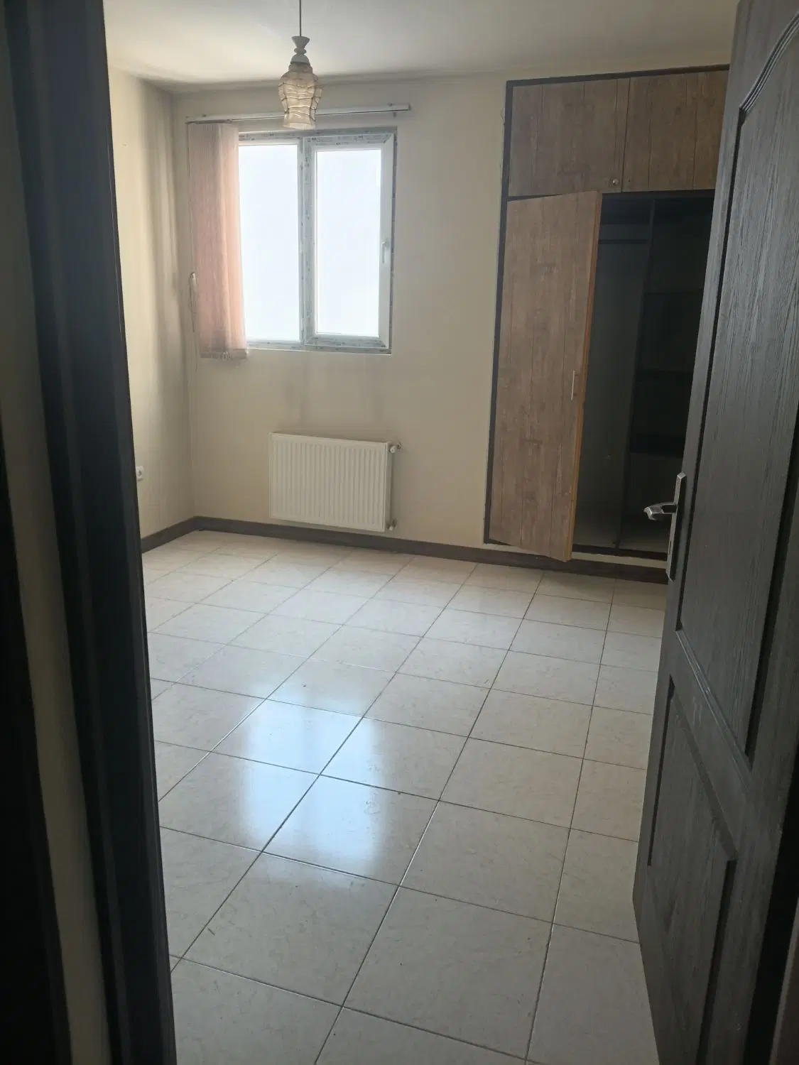 رهن و اجاره اپارتمان طبقه اول بدون آسانسور