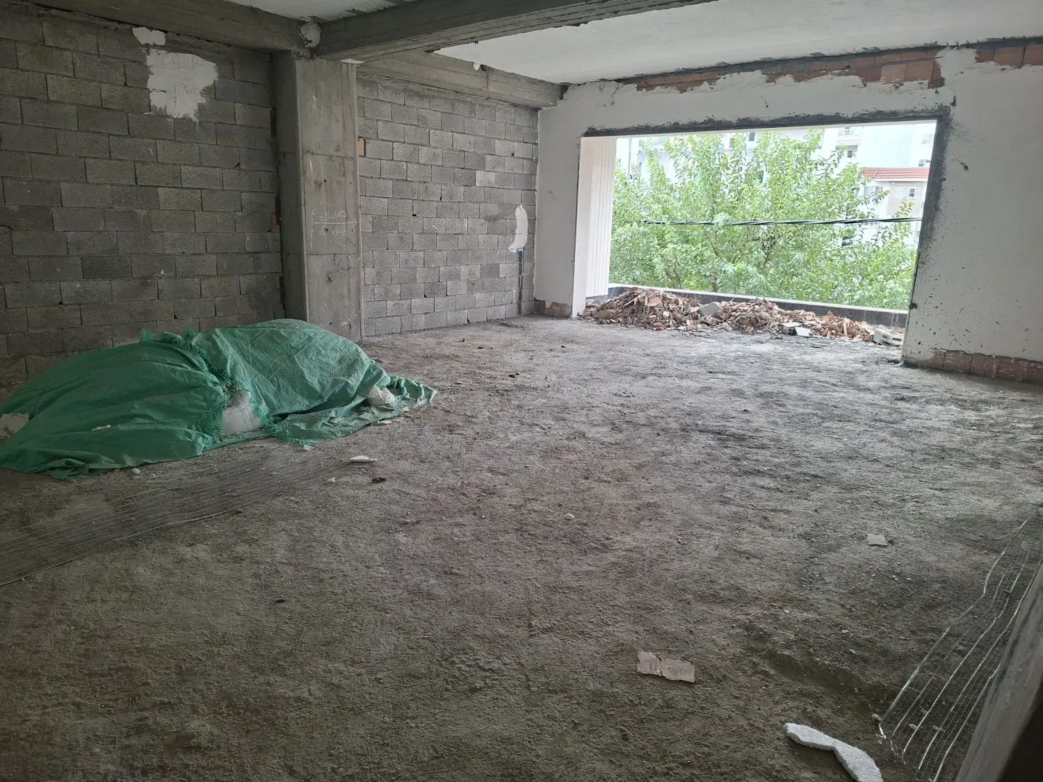 فروش آپارتمان لوکس ۱۹۰ و۲۰۰ متری ۳خواب در سارکنار