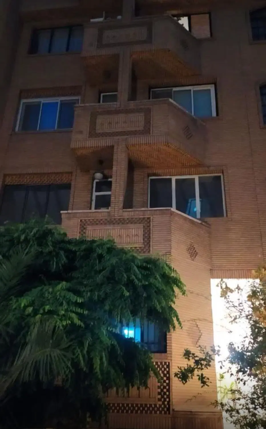 ۱۰۷ متر سهروردی شمالی